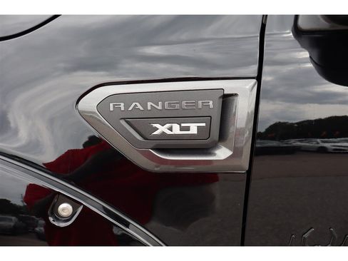 Used 2019 Ford Ranger XLT w/ Equipment Group 302A Luxury AWD/4WD image 12