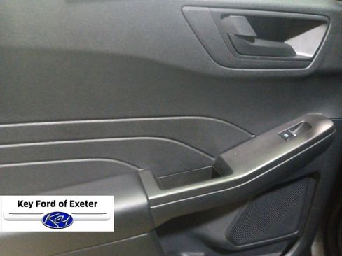 Used 2025 Ford Escape Active w/ Cold Weather Package image 15