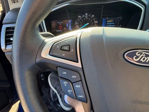 Used 2018 Ford Fusion S FWD image 21