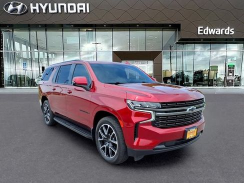 Used 2022 Chevrolet Suburban RST w/ Luxury Package AWD/4WD image 5
