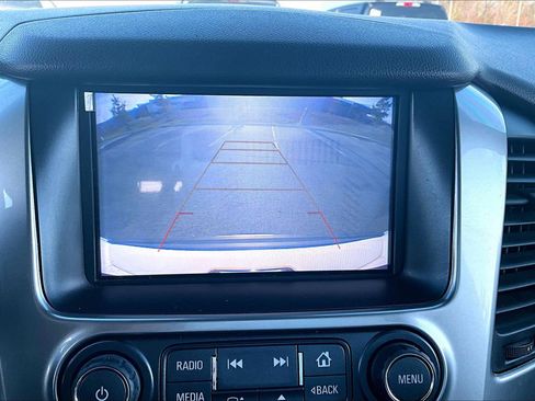 Used 2018 Chevrolet Tahoe LT image 14