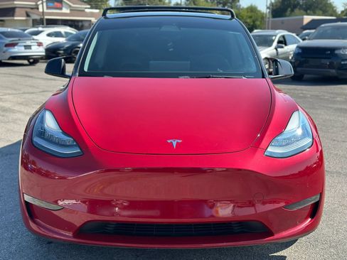 Used 2021 Tesla Model Y Long Range AWD/4WD image 3