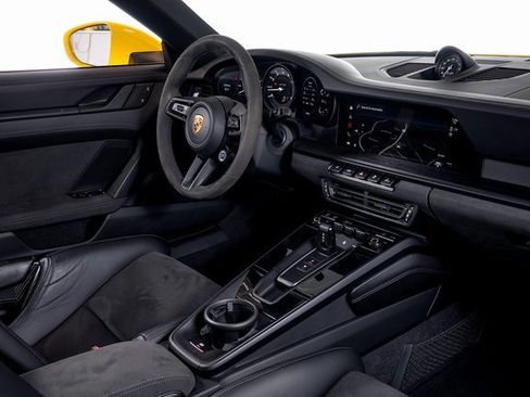 Used 2022 Porsche 911 Carrera GTS w/ Premium Package image 41