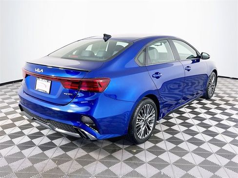 Used 2024 Kia Forte GT-Line w/ GT-Line Premium Package image 8