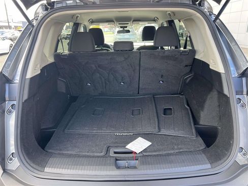 Certified 2023 Nissan Rogue S image 10