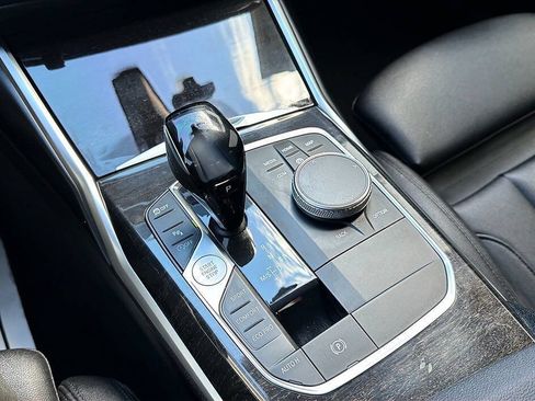 Used 2019 BMW 330i Sedan w/ Driving Assistance Package RWD image 14