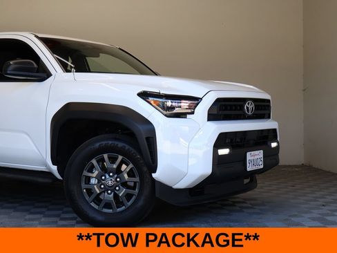 Used 2026 Toyota 4Runner SR5 AWD/4WD image 3