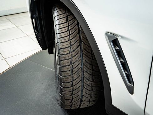 Used 2023 BMW X3 xDrive30i w/ Premium Package image 38