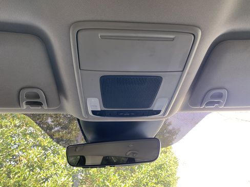 Used 2024 Honda Pilot EX-L image 31