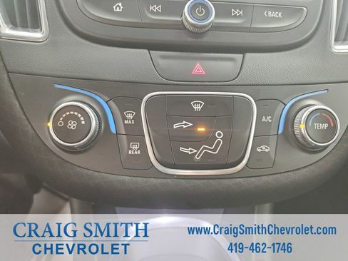 Used 2018 Chevrolet Malibu LT FWD image 26