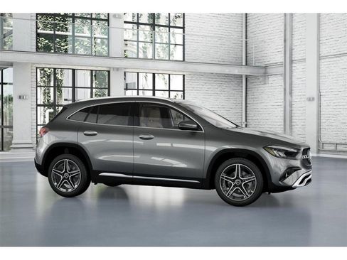 New 2026 Mercedes-Benz GLA 250 4MATIC image 14