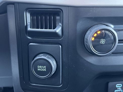 Used 2023 Ford F150 XLT image 6