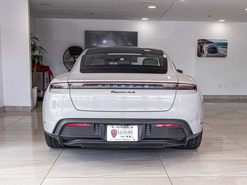 Used 2021 Porsche Taycan 4S w/ Premium Package AWD/4WD image 14