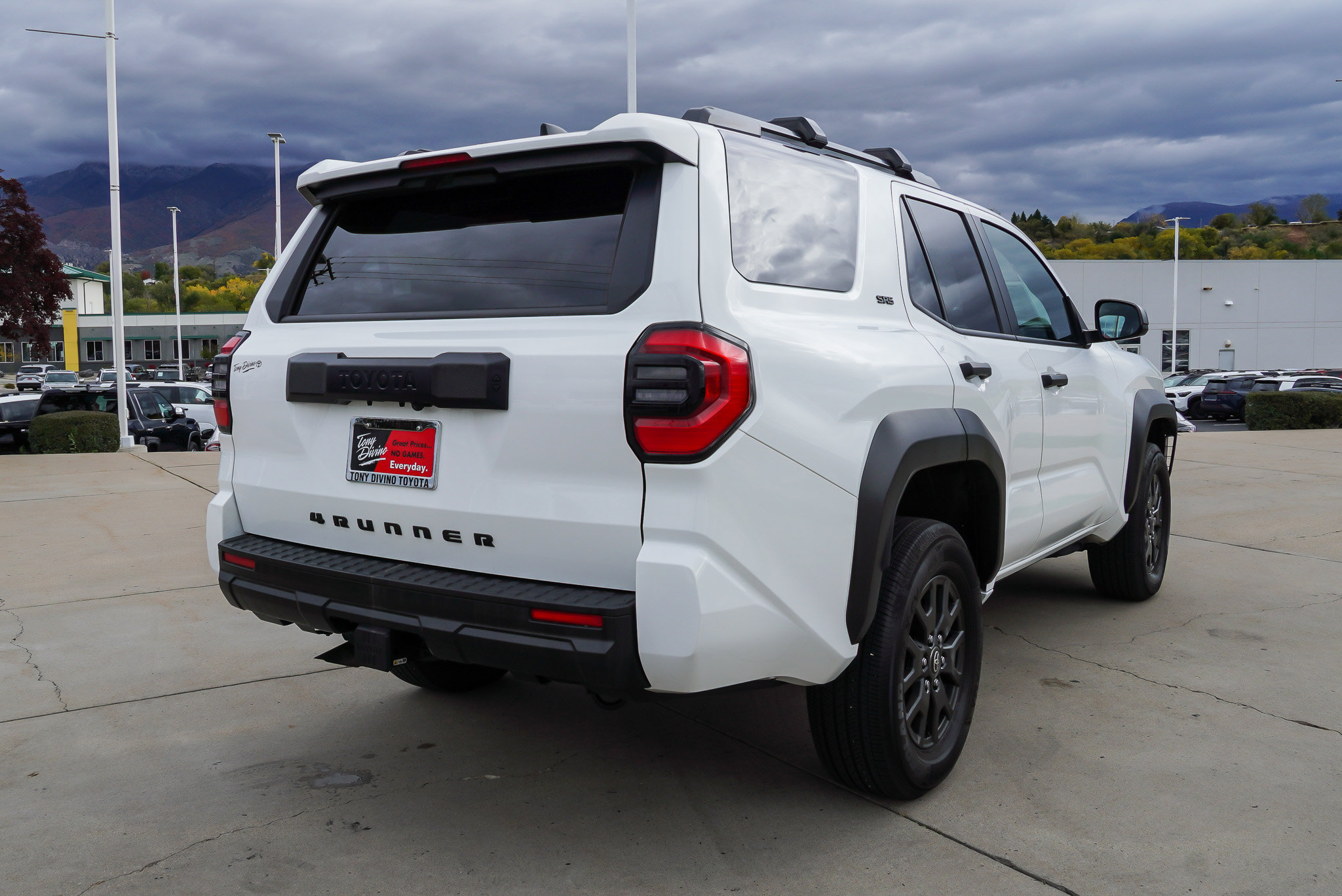 Certified 2025 Toyota 4Runner SR5 AWD/4WD image 8