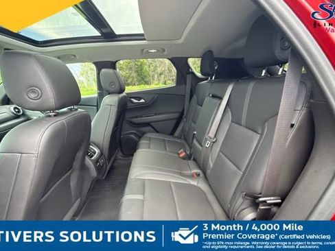 Used 2020 Chevrolet Blazer LT w/ Sound & Technology Package AWD/4WD image 13
