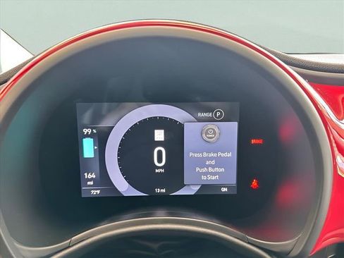New 2024 FIAT 500 e (RED) image 17