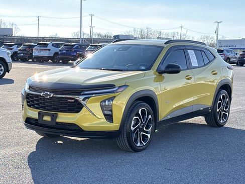 Used 2025 Chevrolet Trax RS w/ Sunroof Package image 27