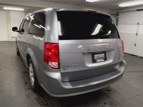 Used 2017 Dodge Grand Caravan SE w/ Power Window Group image 7