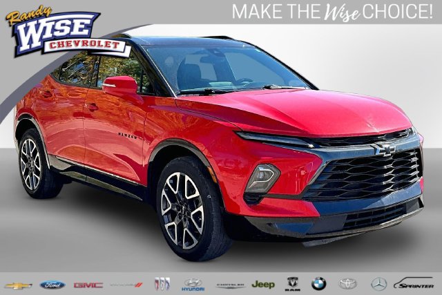 Used 2023 Chevrolet Blazer RS AWD/4WD image 1