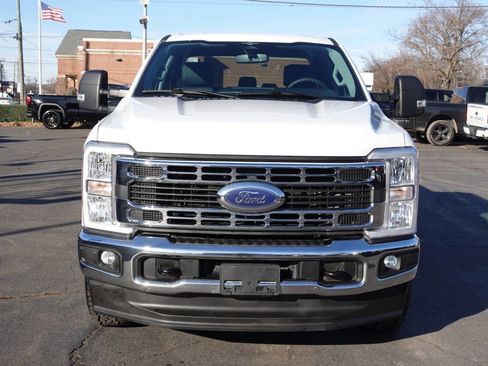 Used 2023 Ford F250 XLT image 5