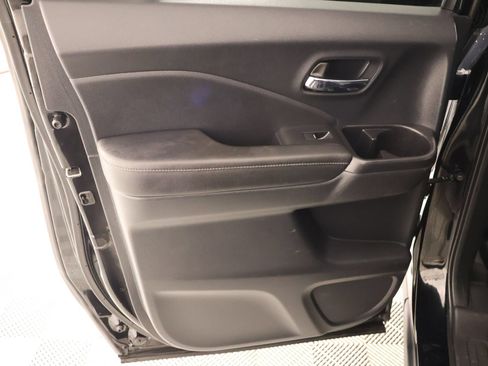Used 2019 Honda Ridgeline RTL image 17