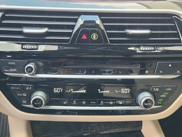 Used 2019 BMW 530e RWD image 17