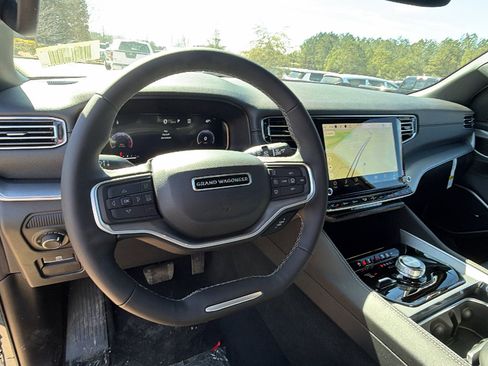 New 2026 Jeep Grand Wagoneer 4WD image 20
