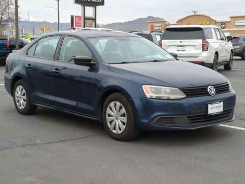 Used 2013 Volkswagen Jetta S image 8