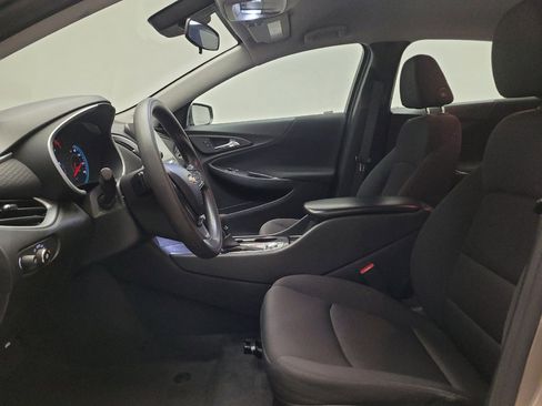 Used 2023 Chevrolet Malibu LS FWD image 17