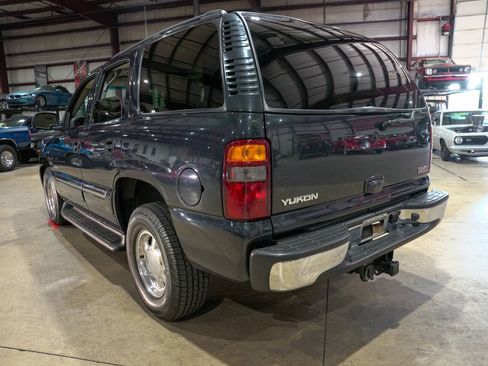 Used 2003 GMC Yukon SLT w/ 1SD Preferred Equipment Group AWD/4WD image 6