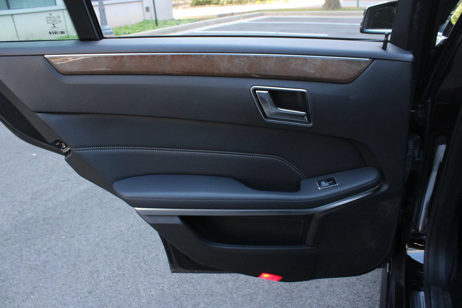 Used 2015 Mercedes-Benz E 350 4MATIC Sedan image 20