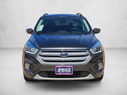 Used 2018 Ford Escape SEL FWD image 2