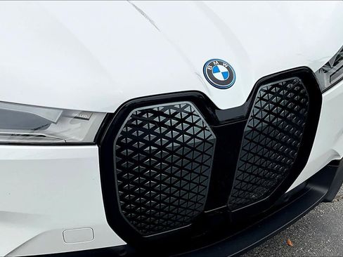 Certified 2023 BMW iX xDrive50 image 29