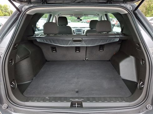 Used 2021 Chevrolet Equinox LS image 28