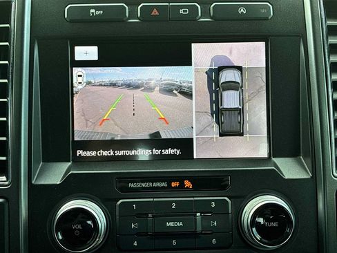Used 2020 Ford F150 Lariat w/ Equipment Group 502A Luxury AWD/4WD image 24