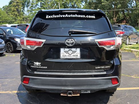 Used 2015 Toyota Highlander Limited Platinum AWD/4WD image 16