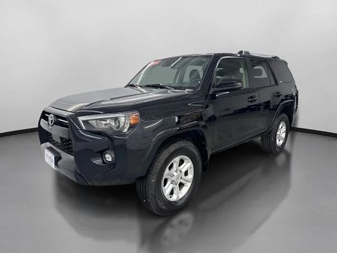 Used 2022 Toyota 4Runner SR5 image 4