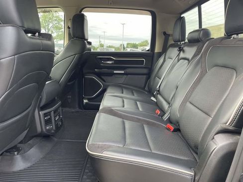 Used 2021 RAM 1500 Laramie AWD/4WD image 10