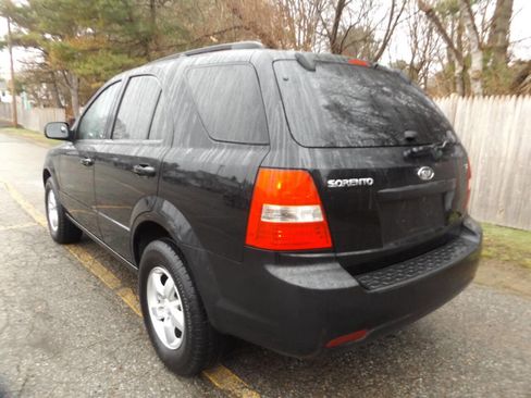 Used 2009 Kia Sorento LX AWD/4WD image 3