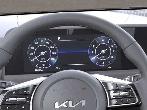 New 2026 Kia Seltos EX FWD image 23