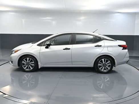 Used 2024 Nissan Versa S w/ S Plus Package FWD image 9