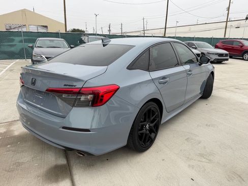 Used 2022 Honda Civic Sport image 6