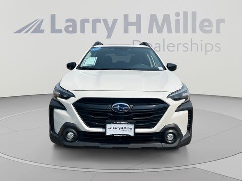 Certified 2023 Subaru Outback Onyx Edition XT AWD/4WD image 8