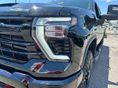 New 2026 Chevrolet Silverado 2500 LT AWD/4WD image 9