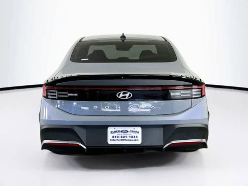 Used 2025 Hyundai Sonata SE FWD image 5