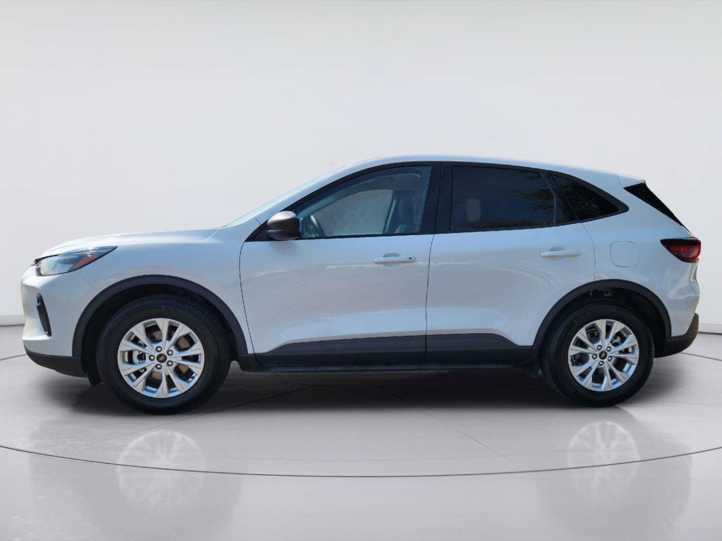 Used 2025 Ford Escape Active FWD image 4
