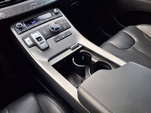 Used 2020 Hyundai Palisade SEL w/ Premium Package image 17