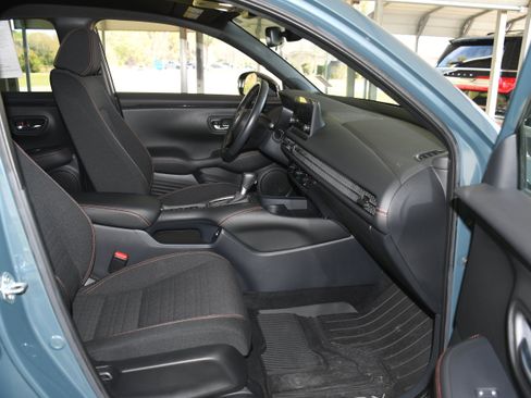 Used 2023 Honda HR-V Sport image 20