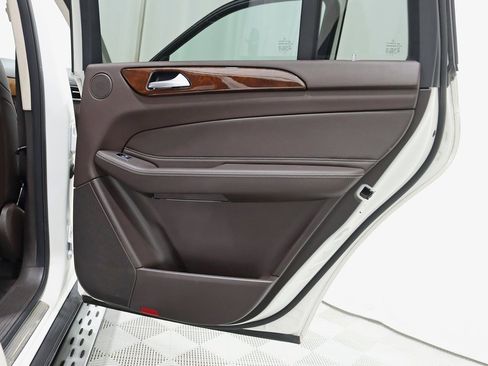 Used 2019 Mercedes-Benz GLS 450 4MATIC image 33