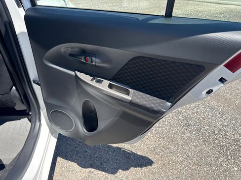 Used 2011 Scion xD FWD image 25